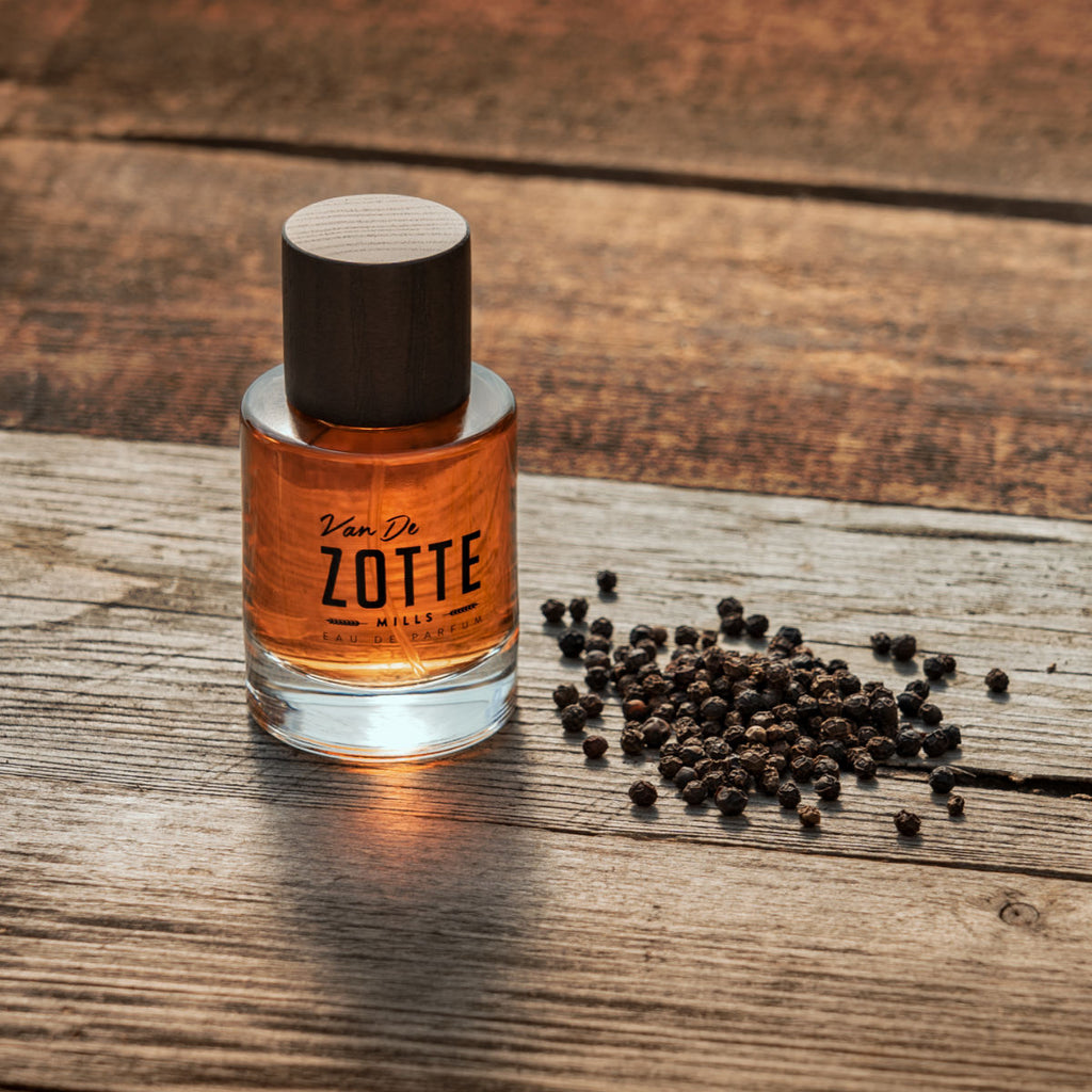 Detailfoto van Van De Zotte MILLS parfumflacon